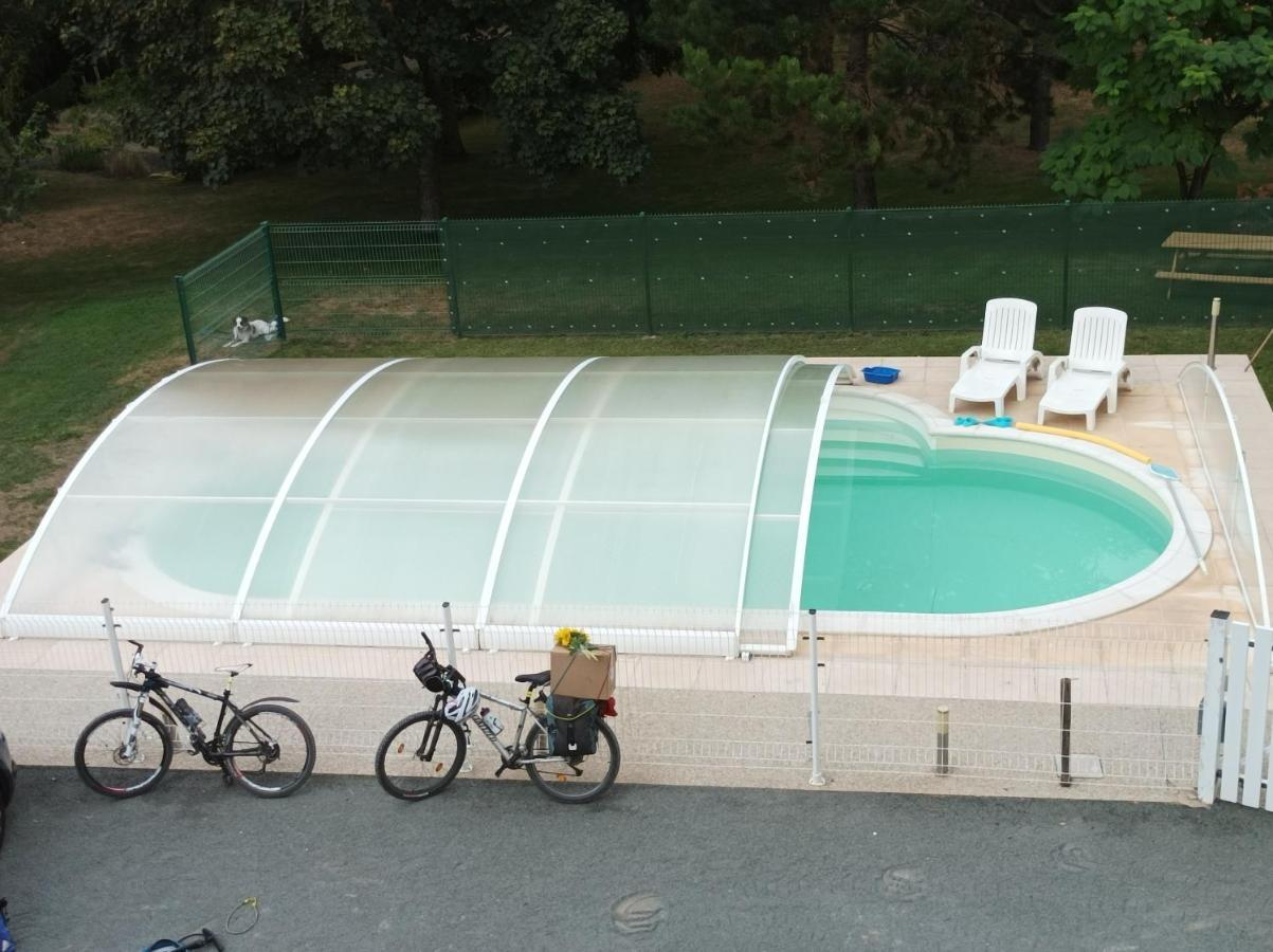Le Logis De Lange Apt Les Aigrettes Saint-Hilaire-la-Palud Экстерьер фото